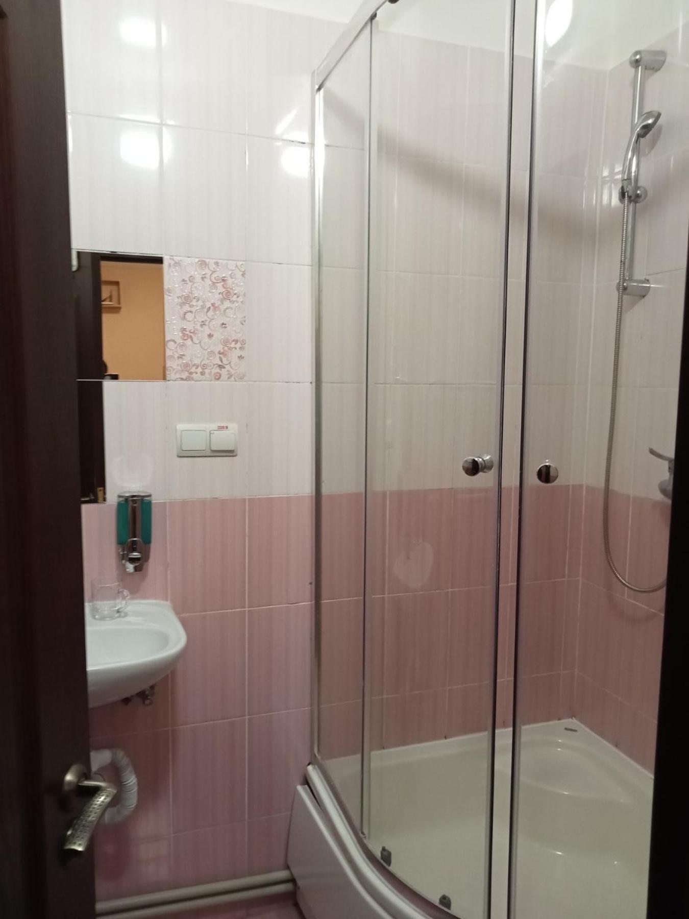 Hostel Iskra إلفيف المظهر الخارجي الصورة
