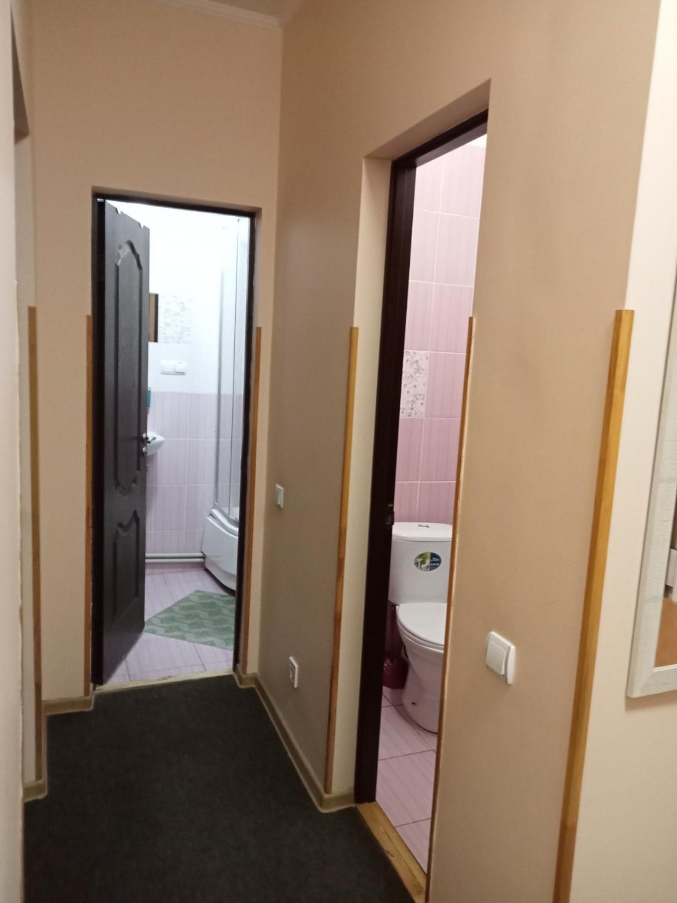 Hostel Iskra إلفيف المظهر الخارجي الصورة