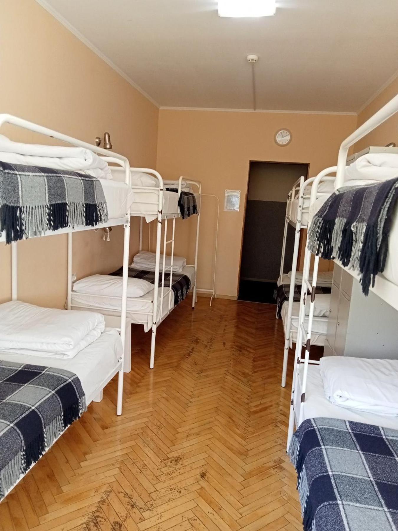 Hostel Iskra إلفيف المظهر الخارجي الصورة