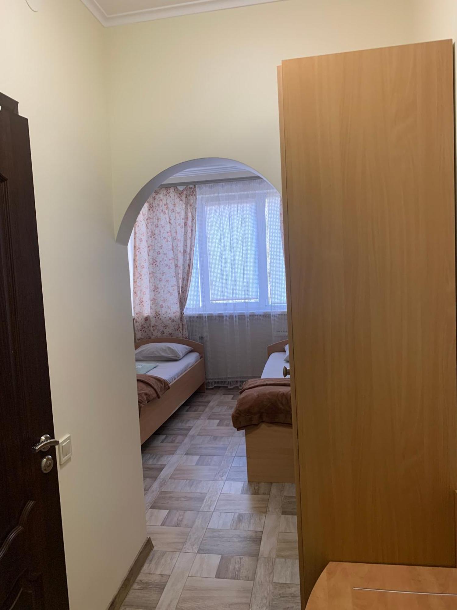 Hostel Iskra إلفيف المظهر الخارجي الصورة